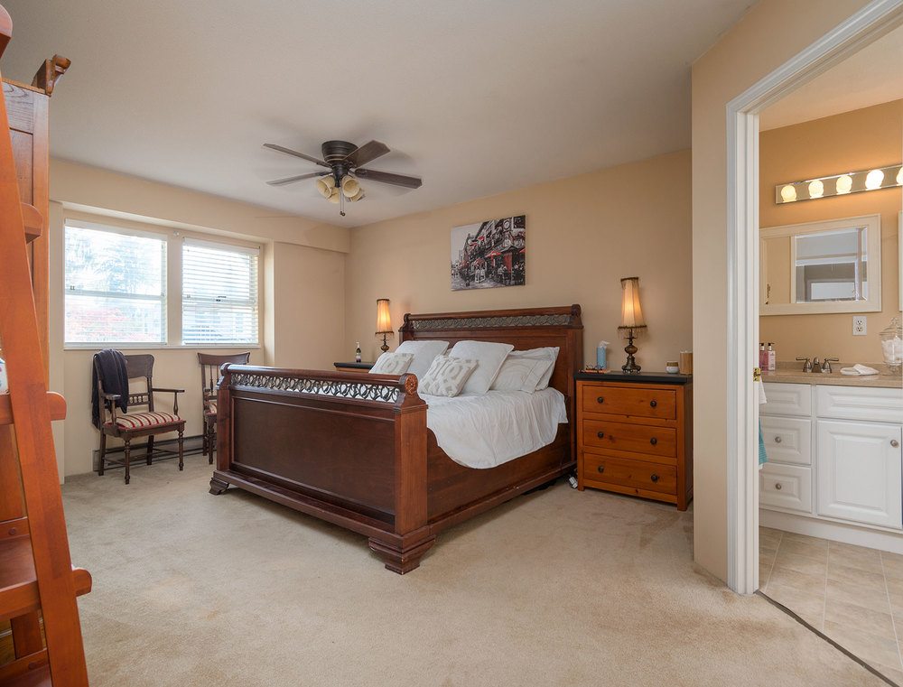 Listing Image of 14303 73A Avenue, Surrey
