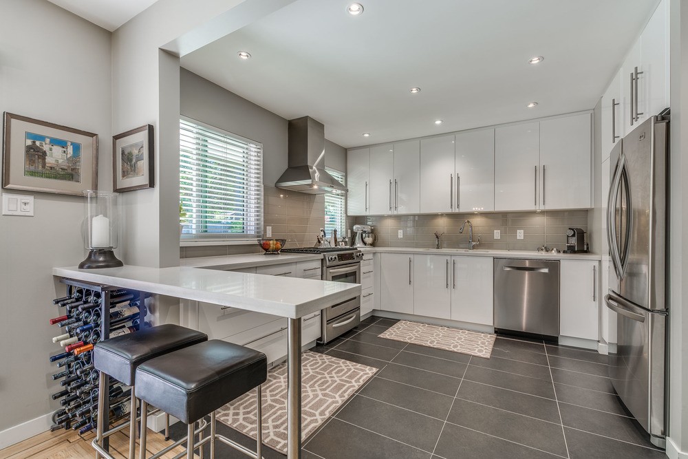 Listing Image of 34 Glenmore Drive