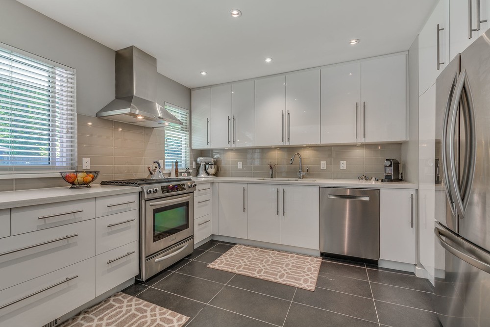 Listing Image of 34 Glenmore Drive