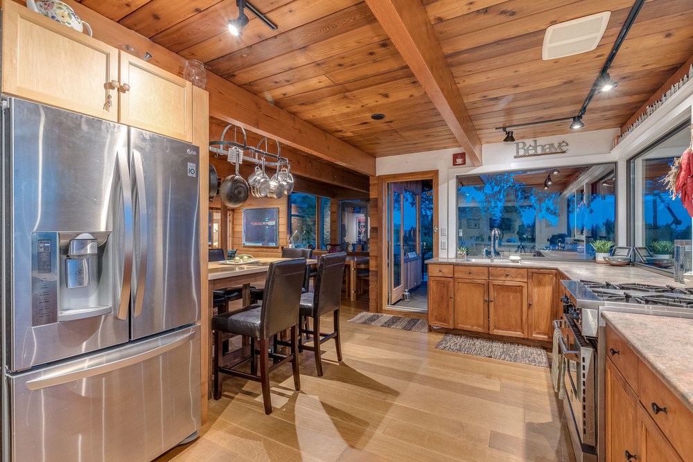 Listing Image of 1421 31st Street