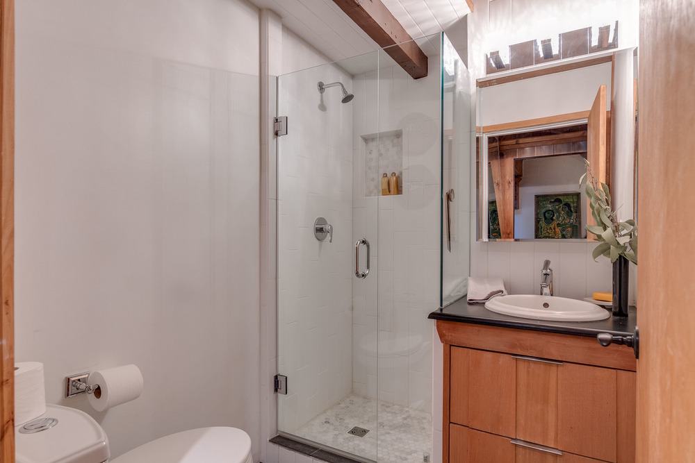 Listing Image of 1421 31st Street