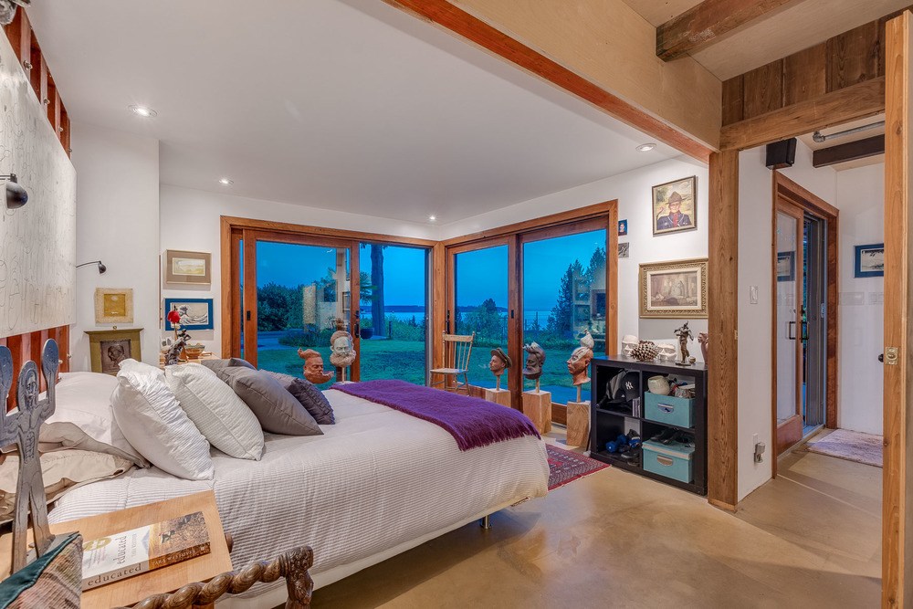Listing Image of 1421 31st Street