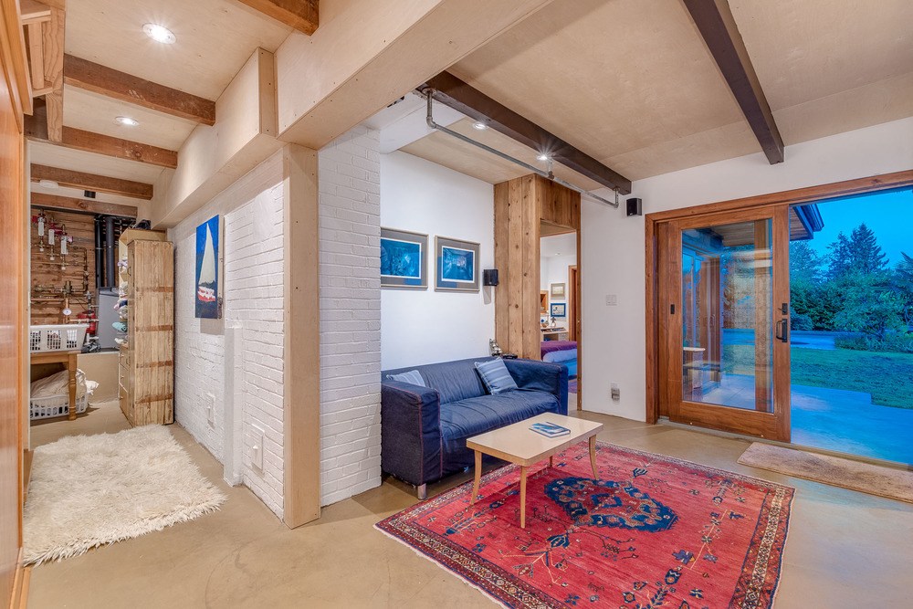 Listing Image of 1421 31st Street
