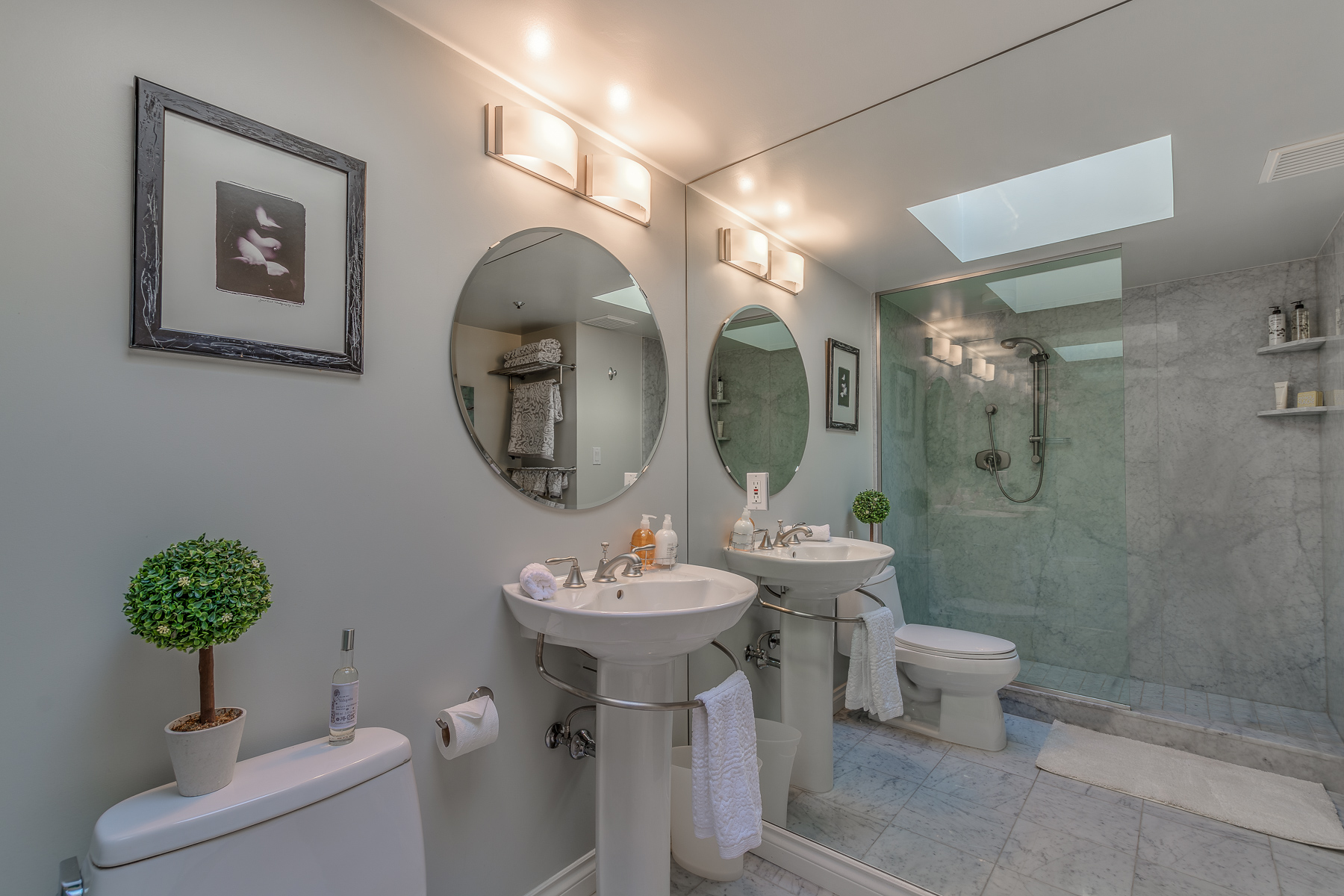 Listing Image of 204 1871 Marine Drive