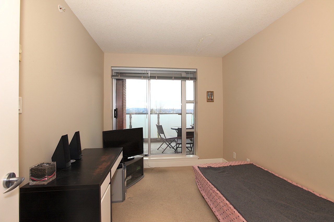 Listing Image of 204 3811 E Hastings Street