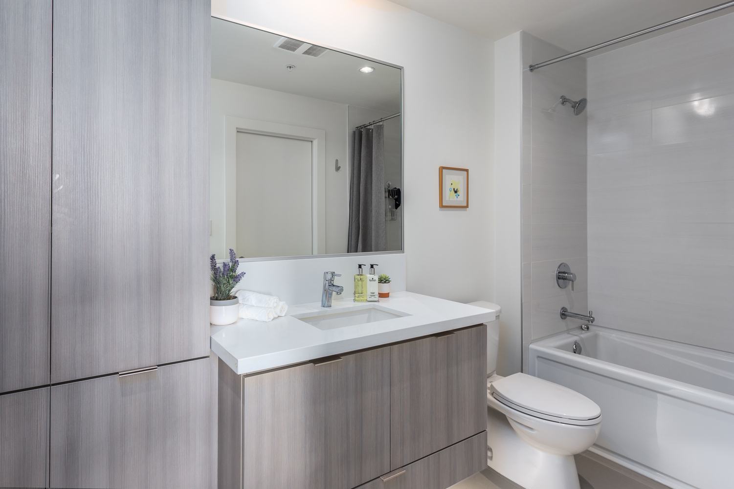 Listing Image of 309 3606 Aldercrest Drive