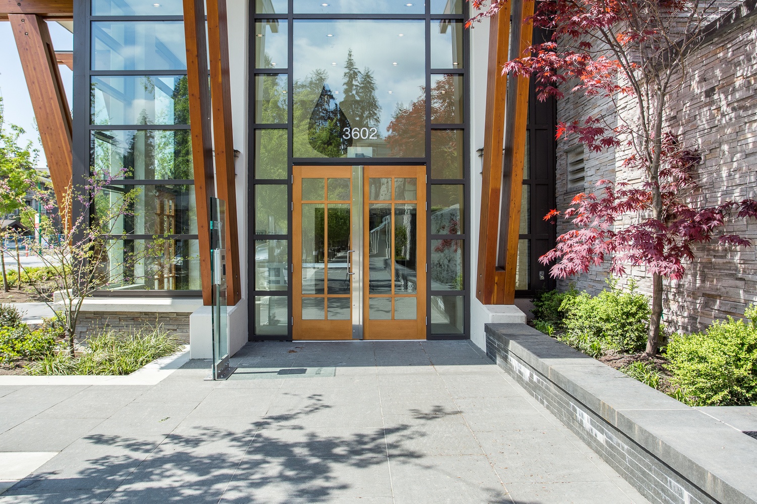 Listing Image of 309 3606 Aldercrest Drive