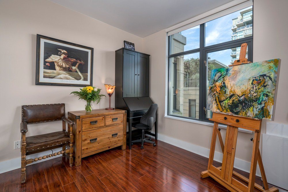 Listing Image of 300 - 1863 Alberni St