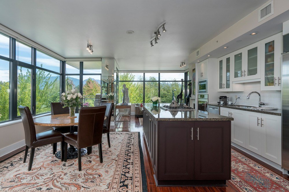 Listing Image of 300 - 1863 Alberni St