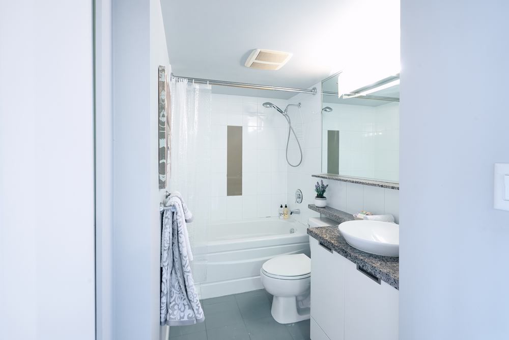 Listing Image of 1102 1082 Seymour Street