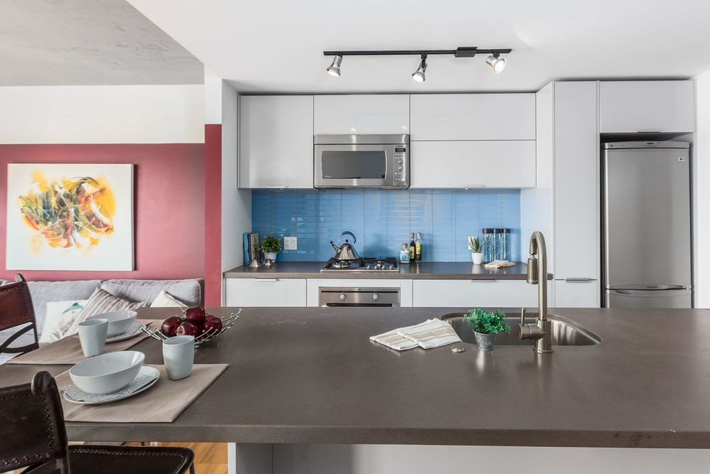 Listing Image of 2706 108 West Cordova Street