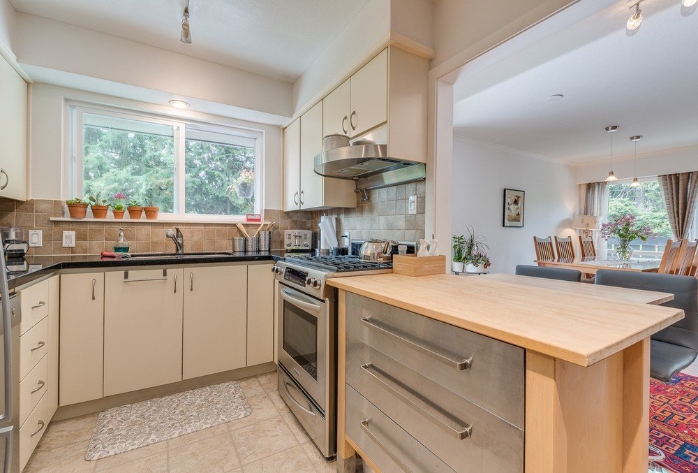 Listing Image of 64 Morven Drive