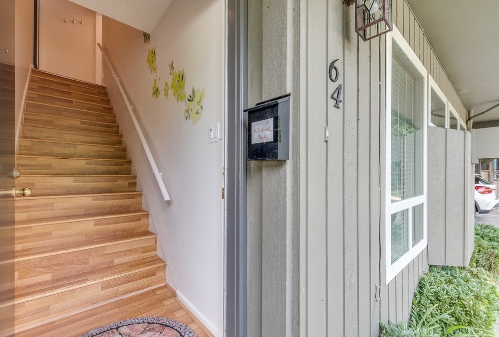 Listing Image of 64 Morven Drive