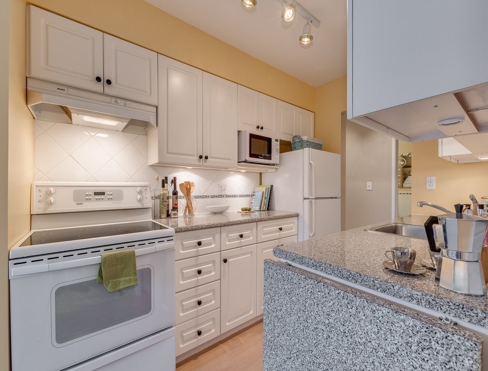 Listing Image of 204 235 Keith Rd