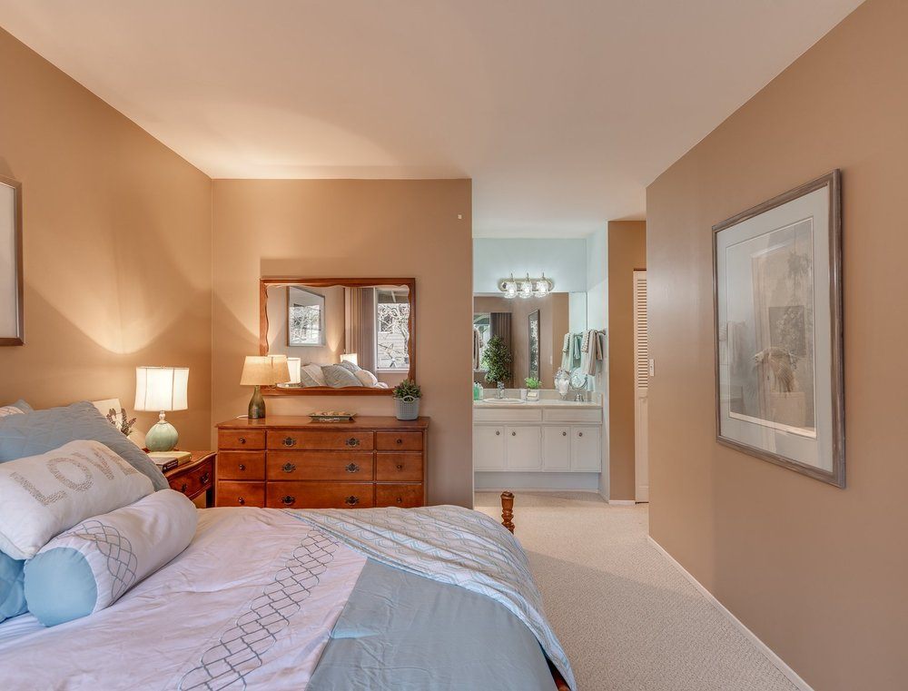 Listing Image of 204 235 Keith Rd