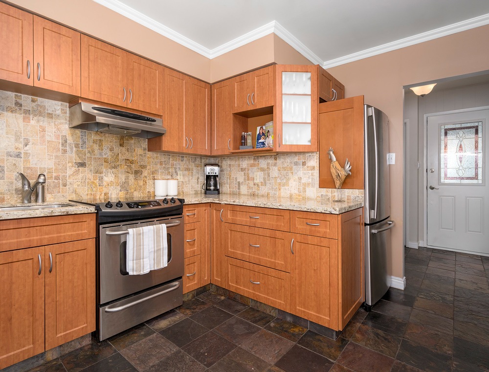 Listing Image of 32 Glenmore Drive