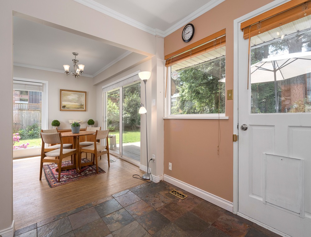 Listing Image of 32 Glenmore Drive