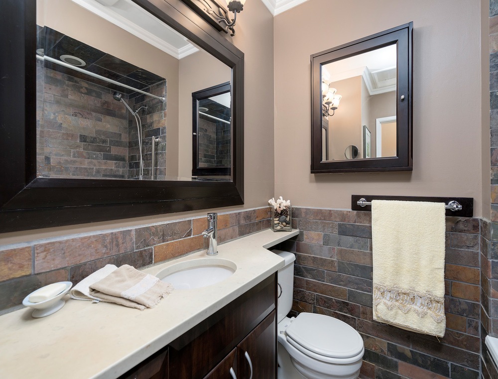 Listing Image of 32 Glenmore Drive