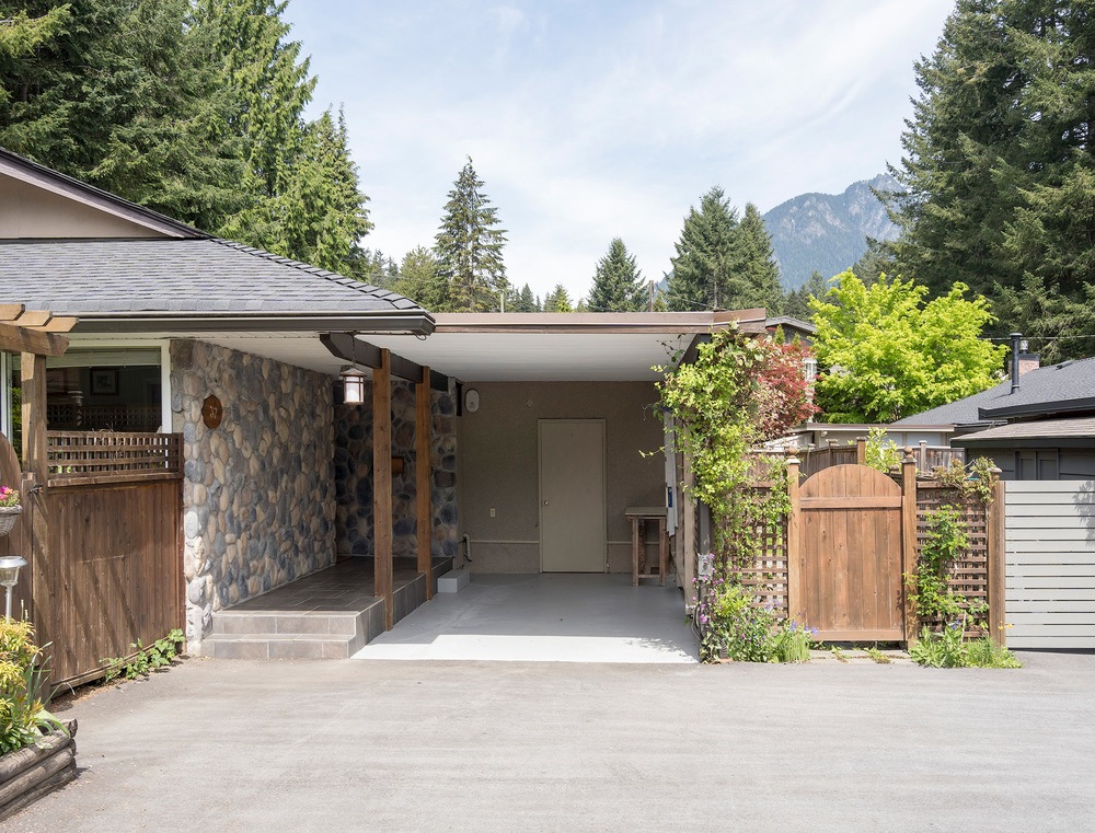 Listing Image of 32 Glenmore Drive