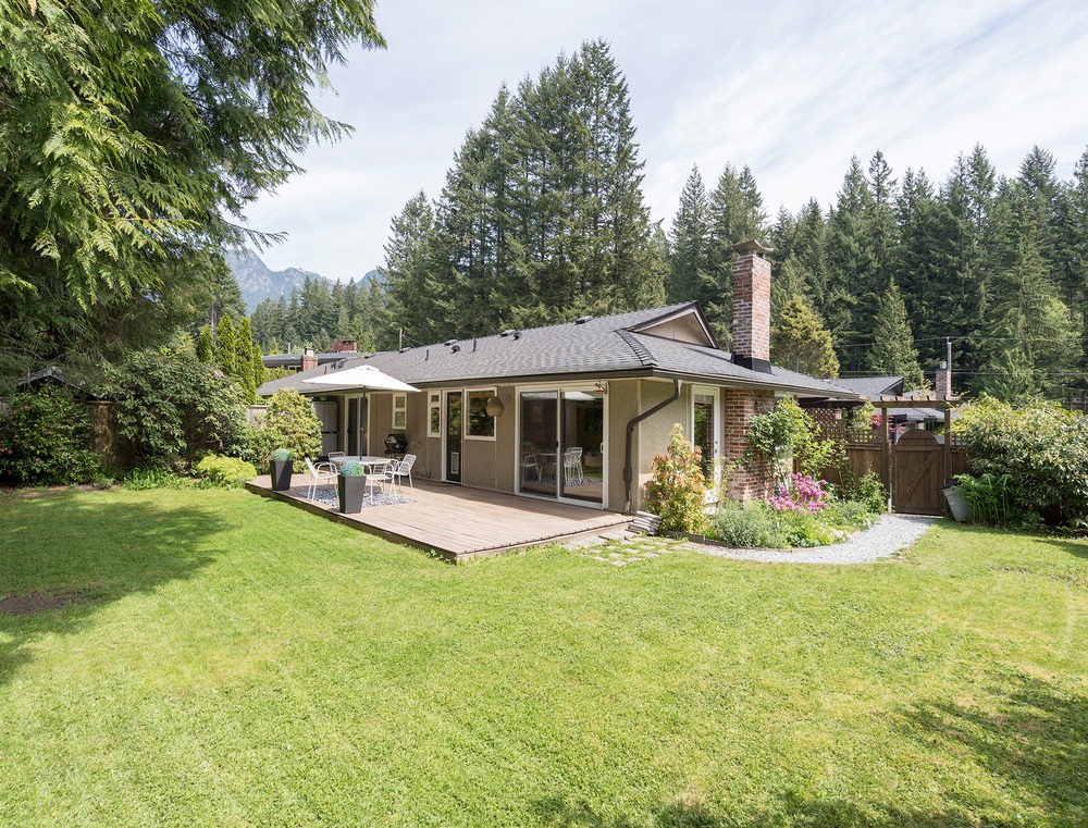 Listing Image of 32 Glenmore Drive