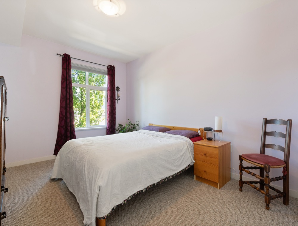 Listing Image of 202 4272 Albert St