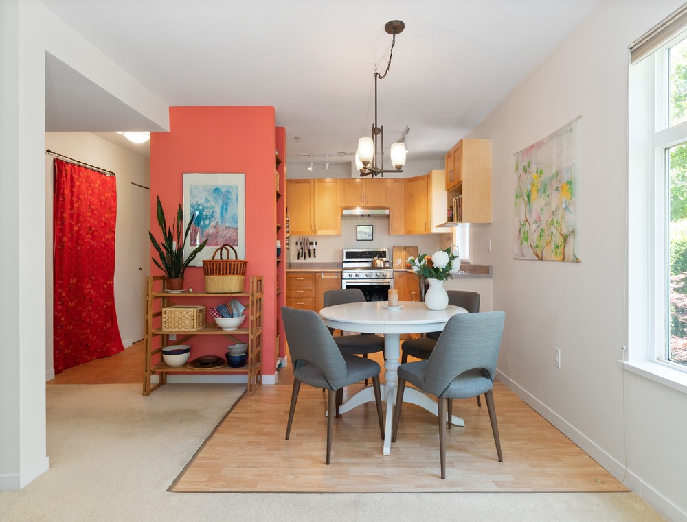 Listing Image of 202 4272 Albert St