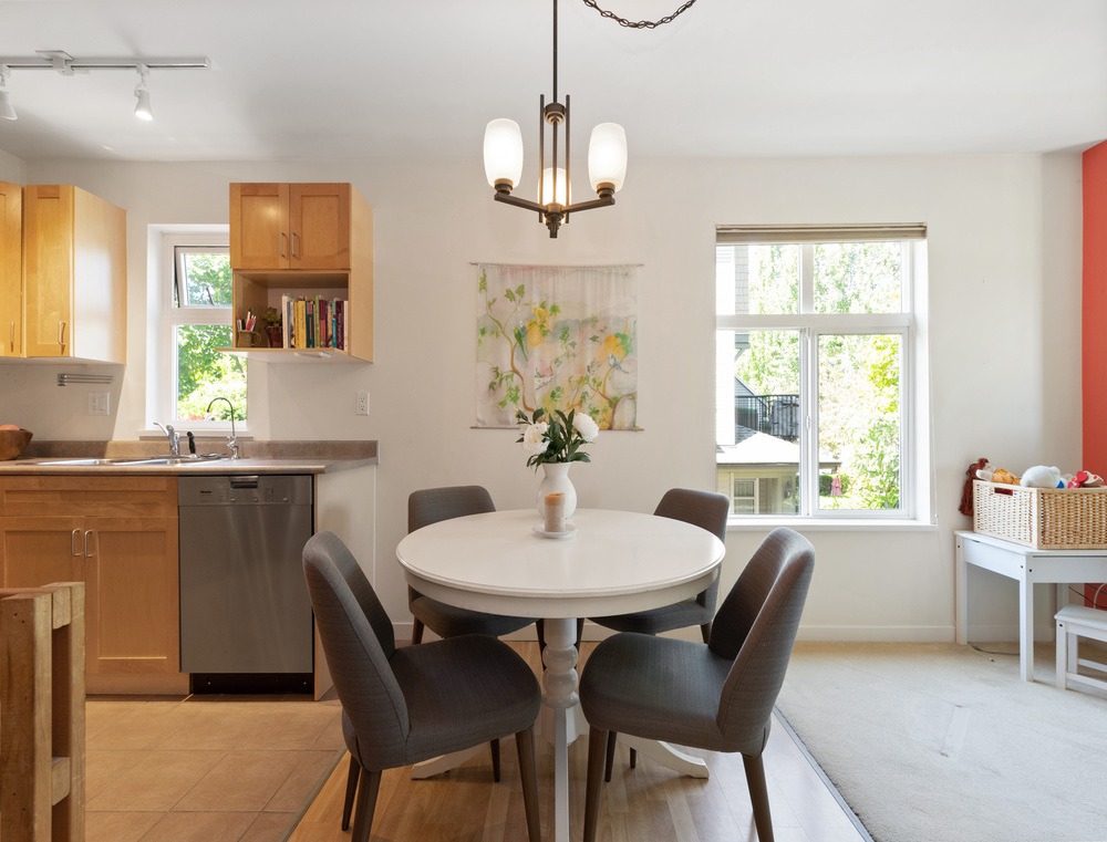 Listing Image of 202 4272 Albert St