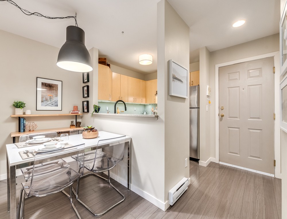 Listing Image of 110 175 E 10th St