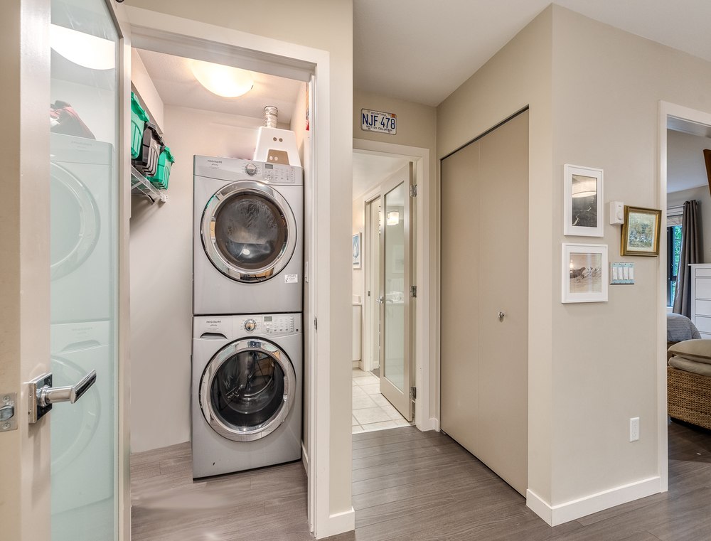 Listing Image of 110 175 E 10th St