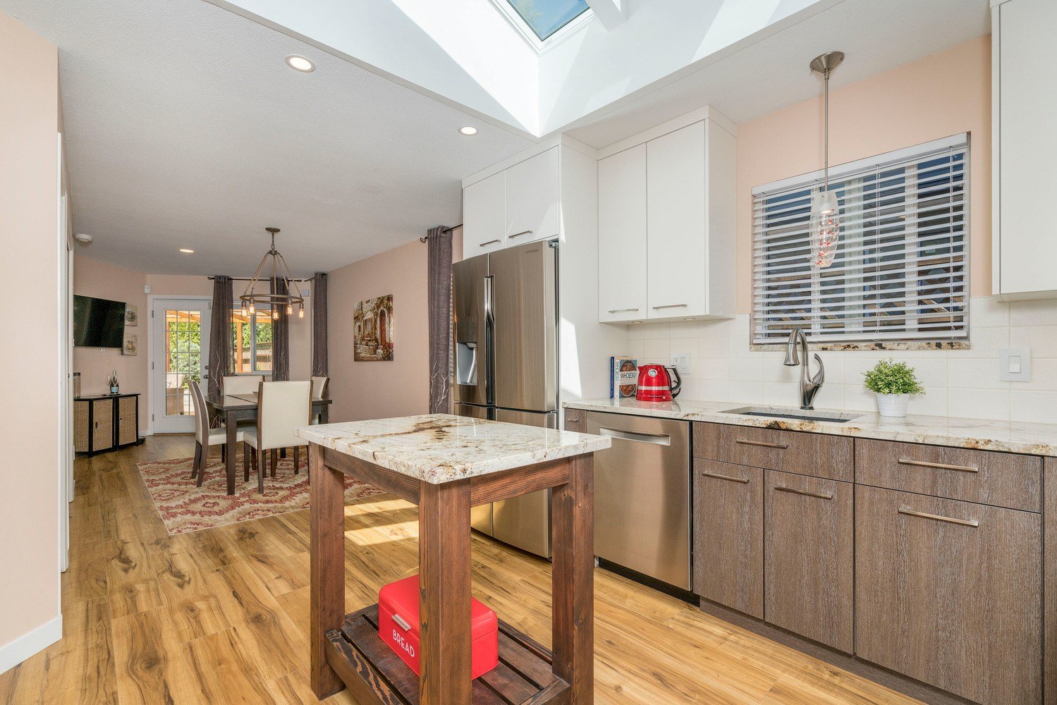 Listing Image of 883 Seymour Boulevard