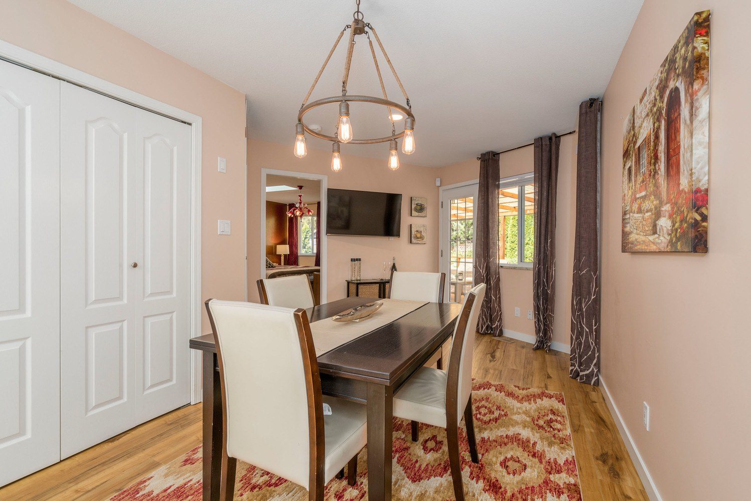 Listing Image of 883 Seymour Boulevard