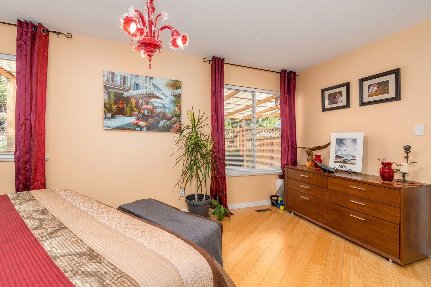 Listing Image of 883 Seymour Boulevard
