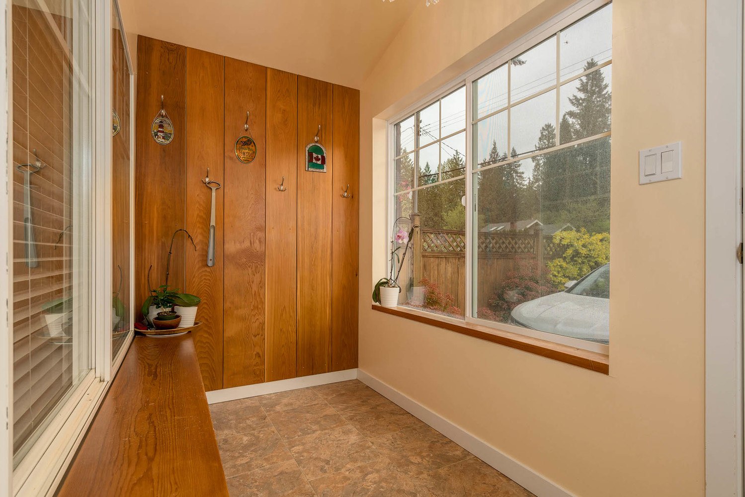 Listing Image of 883 Seymour Boulevard