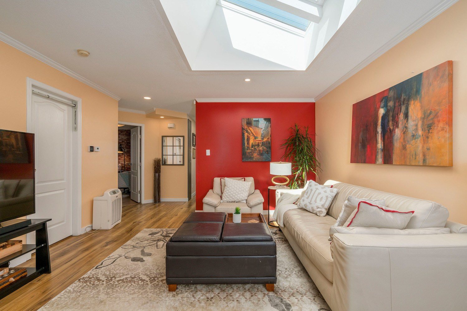 Listing Image of 883 Seymour Boulevard