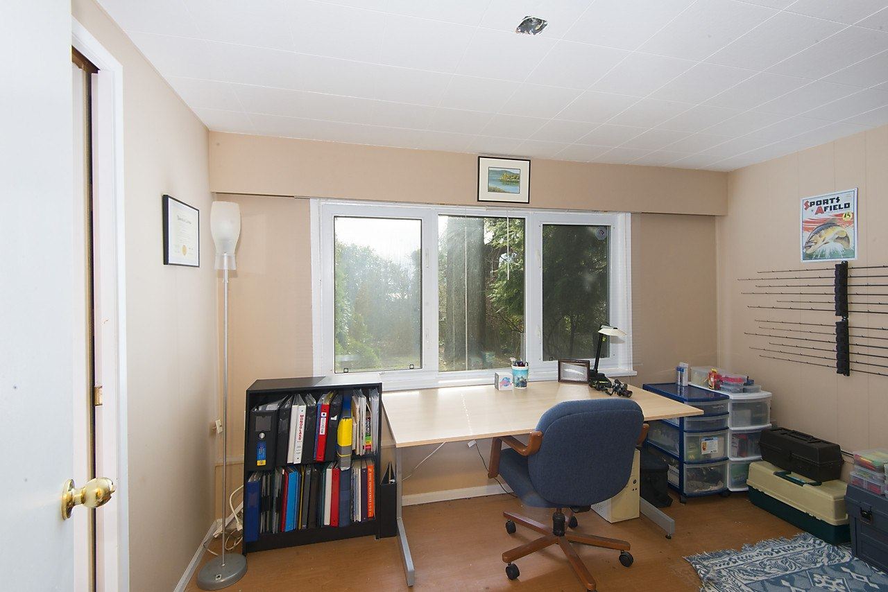 Listing Image of 639 Montroyal Boulevard