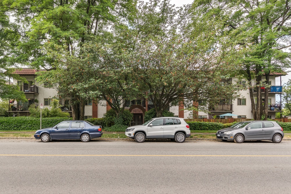 SOLD- 105 - 225 3rd St W