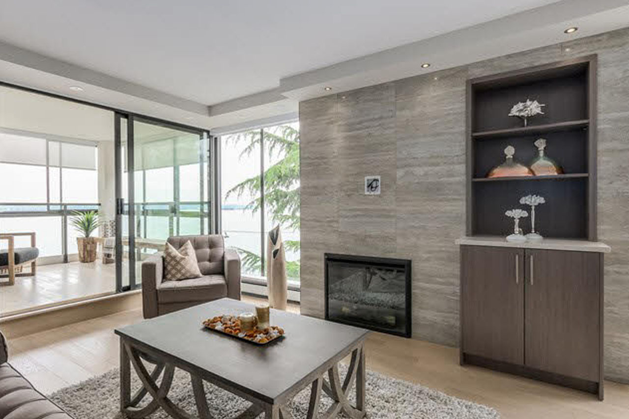 SOLD- 302 2090 Argyle Avenue
