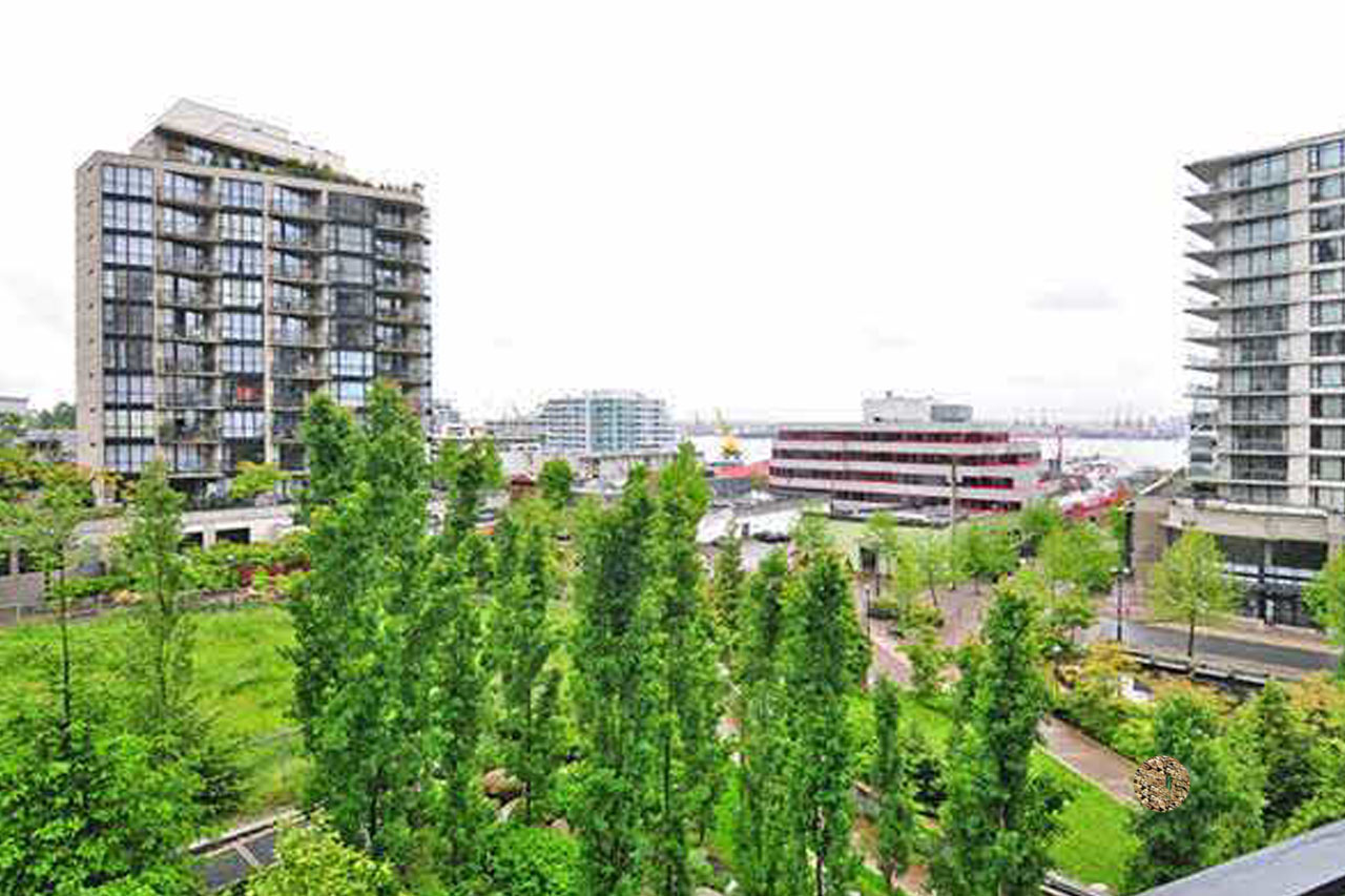 SOLD- 501 151 2nd Street West
